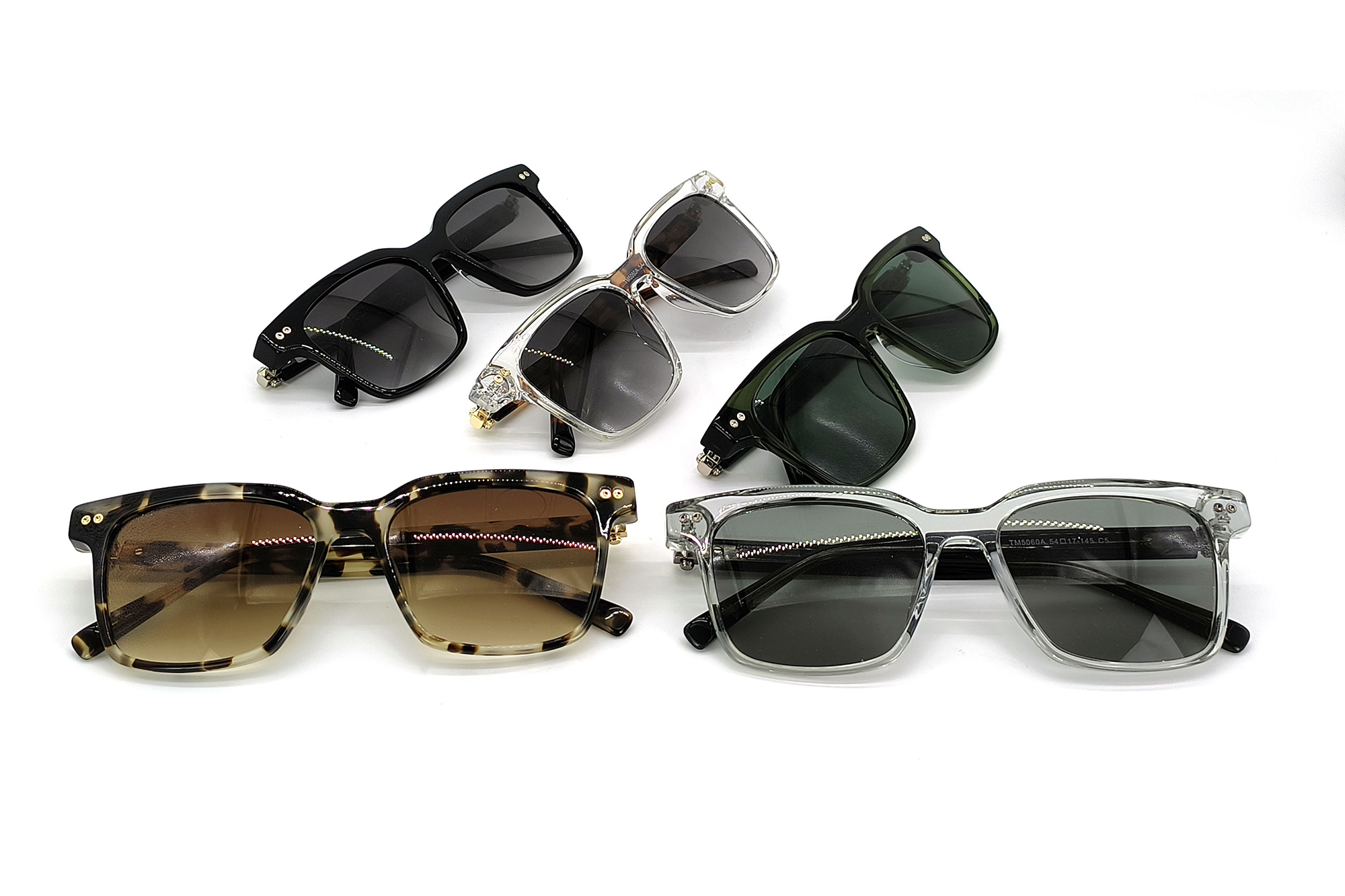 نظارات شمسية مربعة مصنوعة يدوياً من الأسيتات الفاخرة مع عدسات مستقطبة